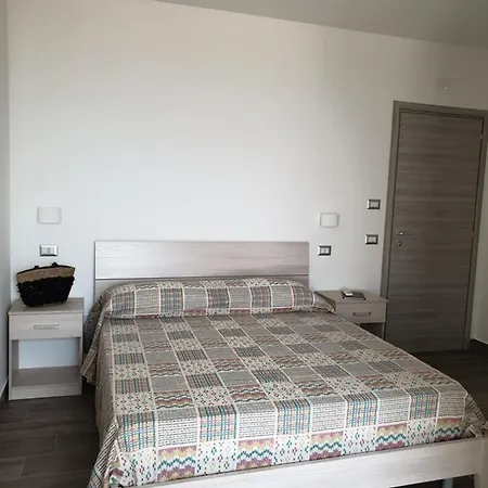 Tropeano 3* Santa Domenica (Vibo Valentia)