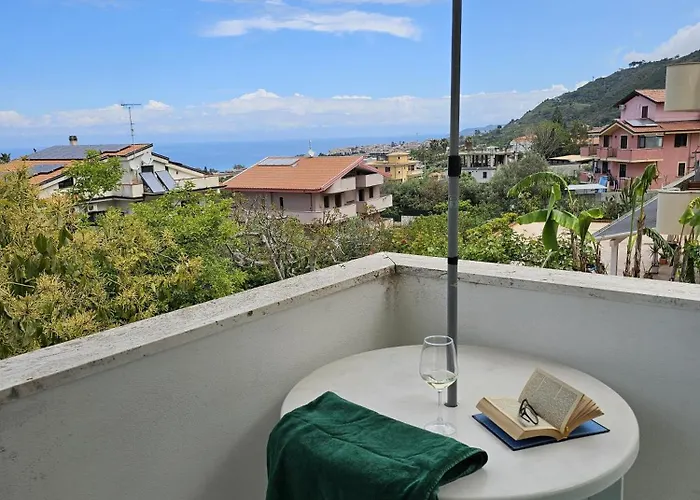 Apart-hotel Tropeano 3*