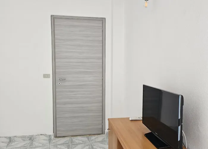 Tropeano Apart-hotel 3*