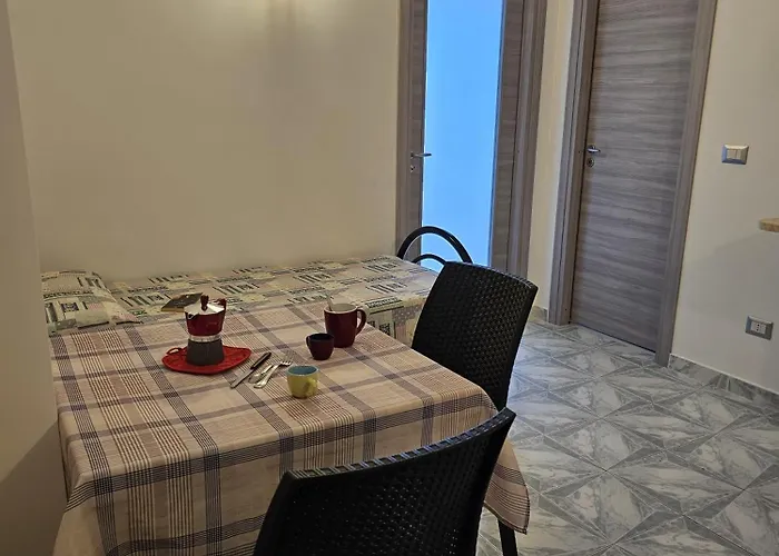 Tropeano Aparthotel 3*